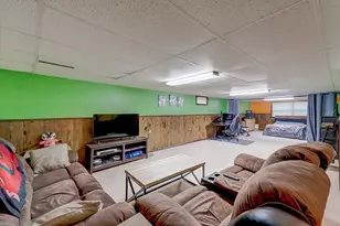 864 Suellen Ln, Portage, WI 53901 - Photo 27