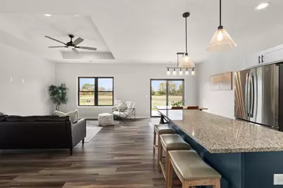 527 S 7th Street, Janesville, WI 53536 - Photo 5