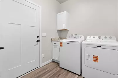 527 S 7th Street, Janesville, WI 53536 - Photo 15