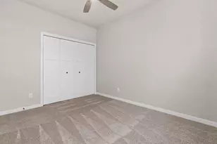 527 S 7th St, Janesville, WI 53536 - Photo 17