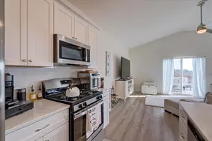 1257 Tivoli Cir, Oregon, WI 53575 - Photo 13