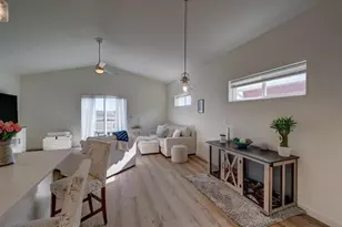 1257 Tivoli Cir, Oregon, WI 53575 - Photo 7