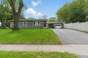 5 Daffodil Ln, Madison, WI 53714 - Photo 3