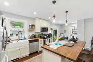 5 Daffodil Ln, Madison, WI 53714 - Photo 11