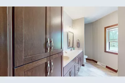 W10559 Hickory Point Road, Beaver Dam, WI 53916 - Photo 25