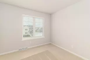 468 Stoddard Dr, Oregon, WI 53575 - Photo 15