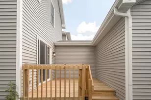 9155 Honey Harvest Ln, Verona, WI 53593 - Photo 17