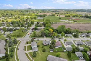 917 Wheelock Ave, Hartford, WI 53027 - Photo 31