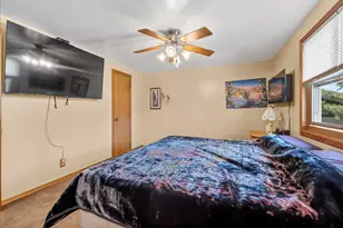 917 Wheelock Ave, Hartford, WI 53027 - Photo 21