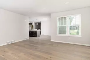 6501 Prairie Wood Dr, Mcfarland, WI 53558 - Photo 3