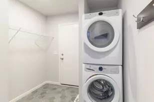 6501 Prairie Wood Dr, Mcfarland, WI 53558 - Photo 7