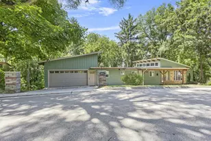 845 Messmer St, Fort Atkinson, WI 53538 - Photo 5