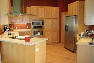 10 Vienna Cir, Madison, WI 53718 - Photo 9