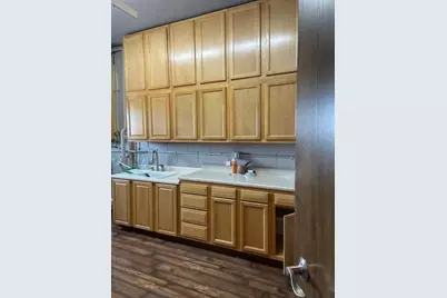 714 Oregon Street, Oshkosh, WI 54902 - Photo 17