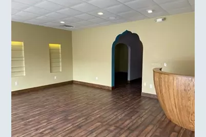 714 Oregon Street, Oshkosh, WI 54902 - Photo 3