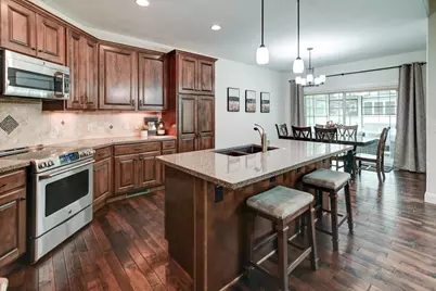 825 Richard Way, Waunakee, WI 53597 - Photo 15