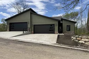 225 Whitetail Ln, Deerfield, WI 53531 - Photo 73