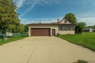 2113 11th Ave, Monroe, WI 53566 - Photo 5