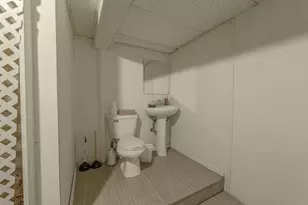 2113 11th Ave, Monroe, WI 53566 - Photo 43