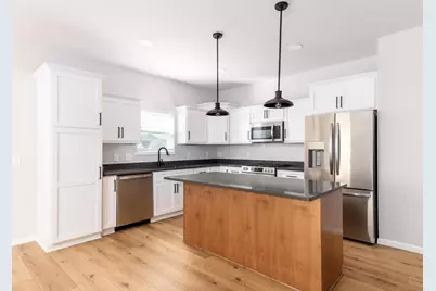 1157 Hickory Hills Drive, Sun Prairie, WI 53590 - Photo 5