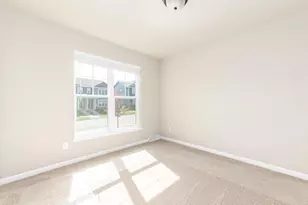 811 Indigo Ln, Waunakee, WI 53597 - Photo 13