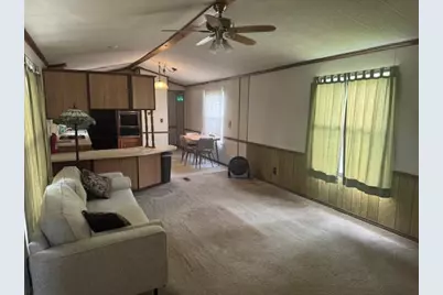 W211N11783 Hilltop Circle, Germantown, WI 53022 - Photo 5