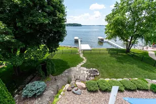 1001 Woodward Dr, Madison, WI 53704 - Photo 17