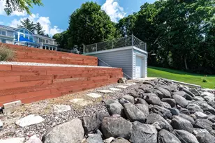 1001 Woodward Dr, Madison, WI 53704 - Photo 35