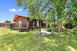 6411 Winnequah Rd, Monona, WI 53716 - Photo 5