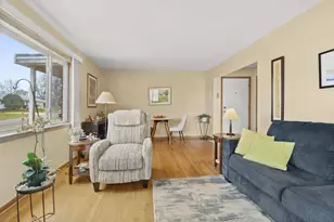 426 Rushmore Ln, Madison, WI 53711 - Photo 9