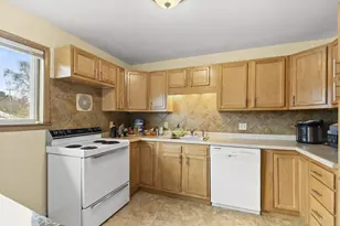 426 Rushmore Ln, Madison, WI 53711 - Photo 17