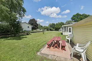 1552 Johnson St, Stoughton, WI 53589 - Photo 7