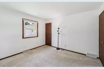 1552 Johnson Street, Stoughton, WI 53589 - Photo 19