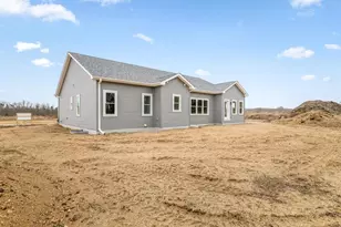 3286 W Prairie Grove Ln, Beloit, WI 53511 - Photo 27