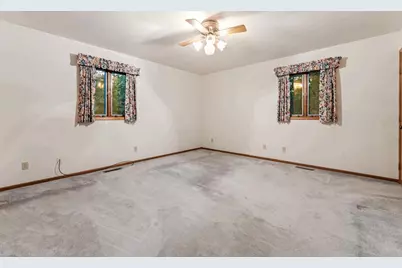 W8325 Larson Lane, New Lisbon, WI 53950 - Photo 11