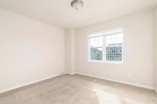 6425 Prairie Wood Dr, Mcfarland, WI 53558 - Photo 11