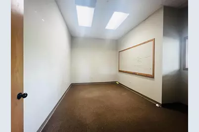 111 E Burnett Street #B, Beaver Dam, WI 53916 - Photo 7