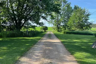 4923 Meek Rd, Arlington, WI 53911 - Photo 11