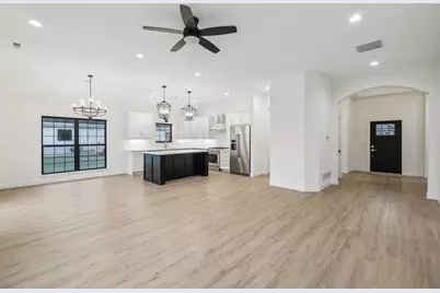 310 Willow Street, Pardeeville, WI 53954 - Photo 3