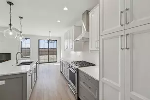 315 Willow St, Pardeeville, WI 53954 - Photo 5