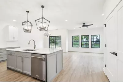 321 Maple Street, Pardeeville, WI 53954 - Photo 25