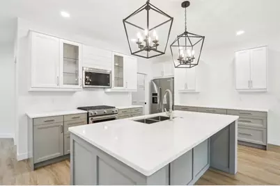 317 Maple Street, Pardeeville, WI 53954 - Photo 5