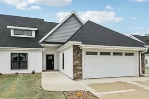 310 Willow St, Pardeeville, WI 53954 - Photo 5