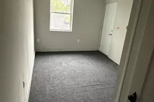 266 S Jackson St, Janesville, WI 53548 - Photo 5