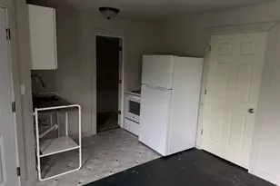 266 S Jackson St, Janesville, WI 53548 - Photo 7