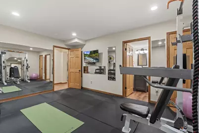 7205 Donna Drive, Middleton, WI 53562 - Photo 71