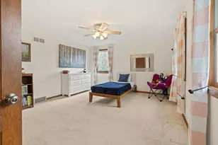 7205 Donna Dr, Middleton, WI 53562 - Photo 43