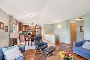 501 Glacier Trail, Mount Horeb, WI 53572 - Photo 7