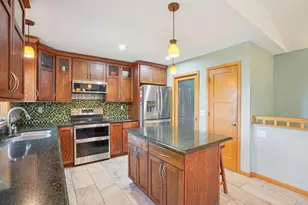 501 Glacier Trail, Mount Horeb, WI 53572 - Photo 13