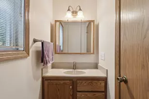 3812 N Hickory Dr, Janesville, WI 53545 - Photo 23